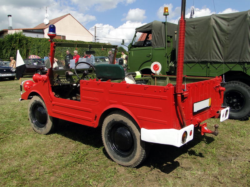 AUTO UNION DKW Munga 916 Vehicule Incendie 1965 Festival des Voitures 