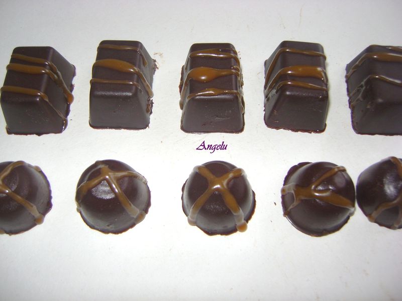 Petits Chocolats 34163474