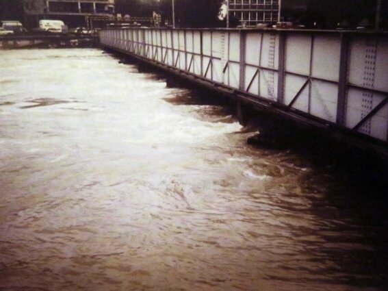 inondation Passerelle 27 mai 1983 02 (2)