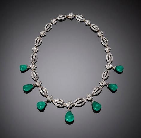 m_s__rau_antiques_diamond_and_emerald_necklace_12786768251025