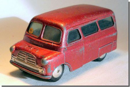 Corgi Toys Bedford CA Van Red 404 A