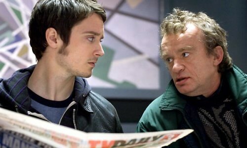 Elijah Wood et l'acteur français Dominique Pinon