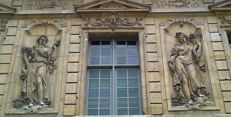 Hotel de Sully ®Esther a Paris