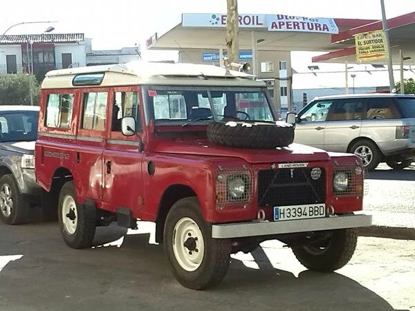 1980_Land_Rover_Stage_One_V8_Masai_Red_Jaime_Viudez_000