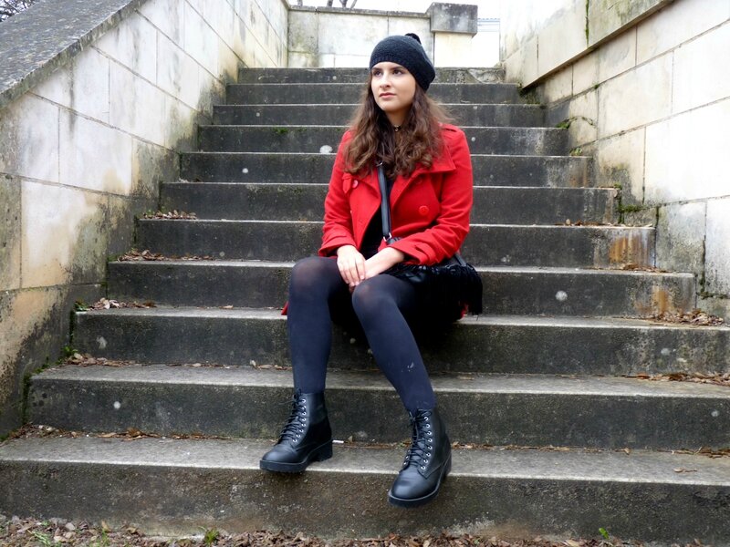 Look d'hiver manteau rouge