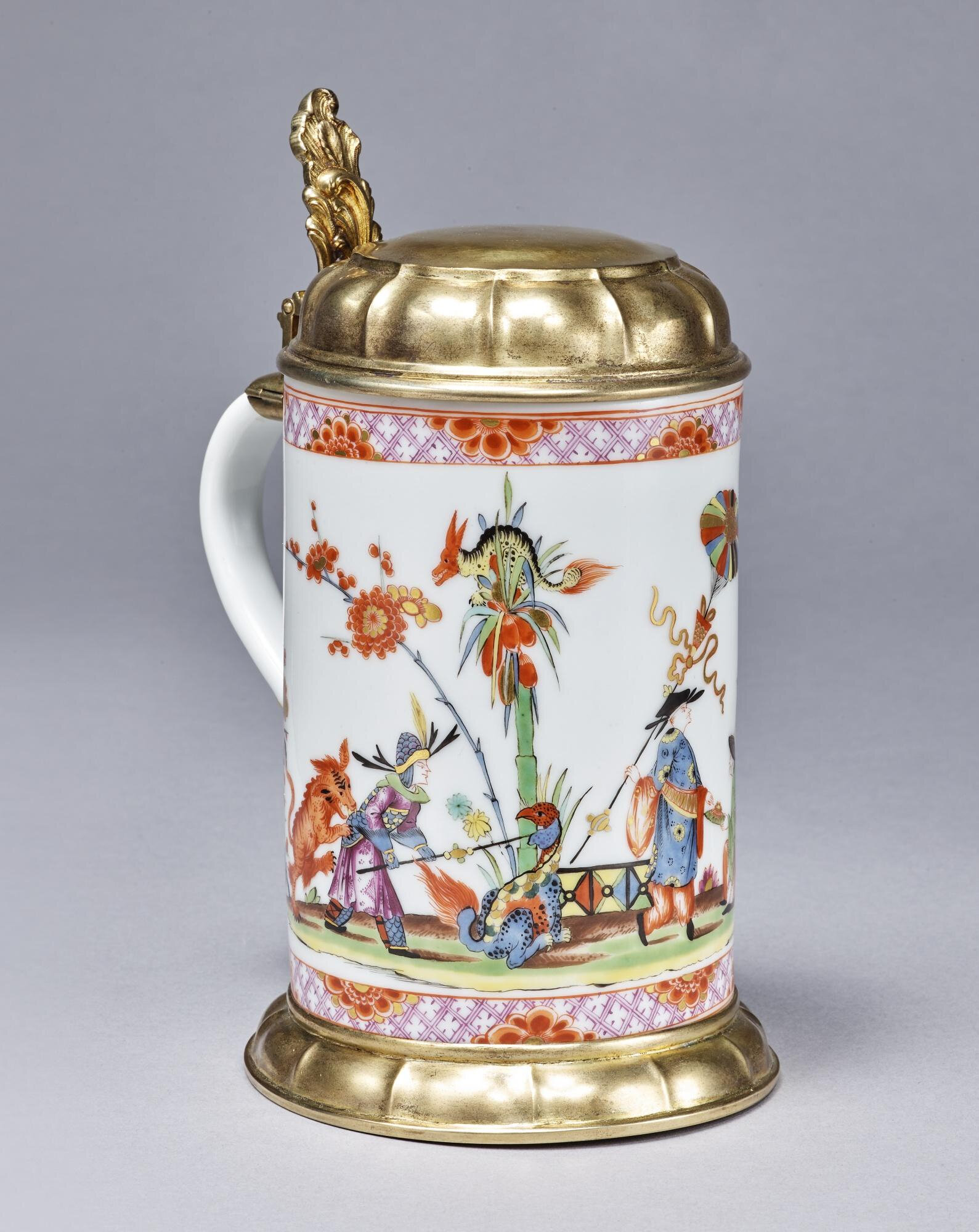 A Meissen silver-gilt-mounted tankard, circa 1730 - Alain.R A Meissen silver-gilt-mounted tankard, circa 1730 - Alain.R