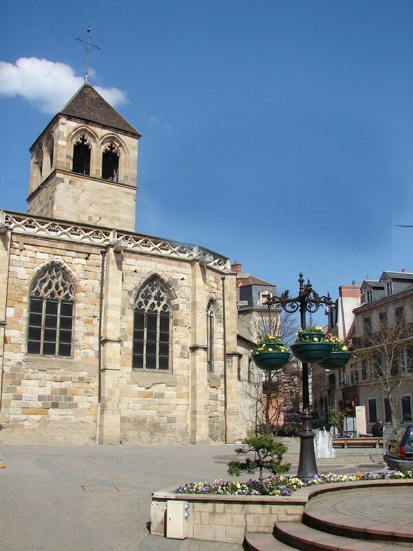 Montlu_on__25_a