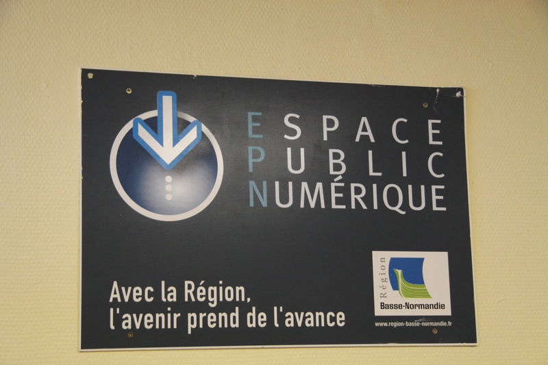 BONJOUR A TOUS ET BIENVENUE SUR L'ESPACE PUBLIC NUMERIQUE DE HONFLEUR (E.P.N.) dans ACCUEIL 58855531