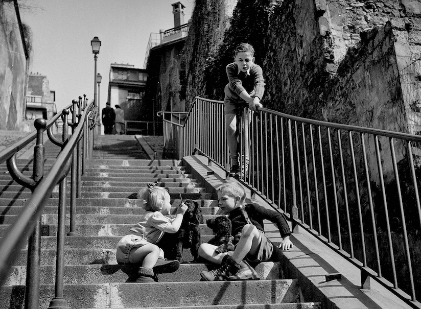 Les enfants sur la butte