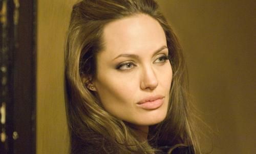 ANGELINA JOLIE