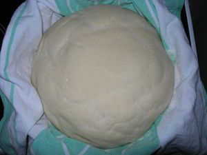 p_te_pizza__paisse_apr_s_lev_e