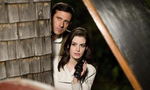 ANNE HATHAWAY & STEVE CARELL