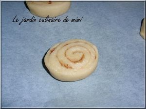 Escargot briochées a la cannelle 46433445_p