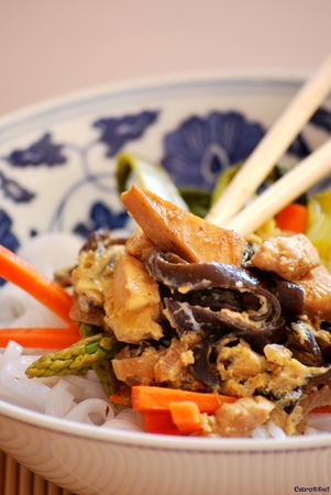 Poulet donburi Poulet donburi