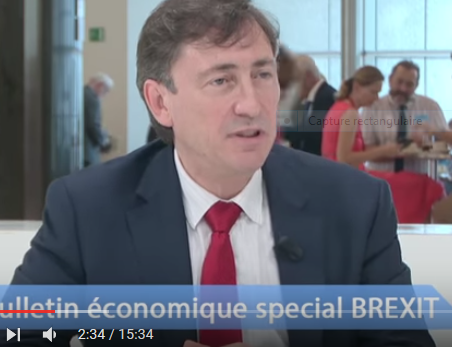 Bernard Monot présente le Flash éco' sur le 48ème forum économique mondial le 26/01/2018 Monot Brexit