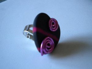 bague coeur noir rose (1)
