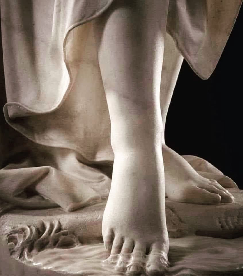 fetichisme des pieds - Clarissa Rivière