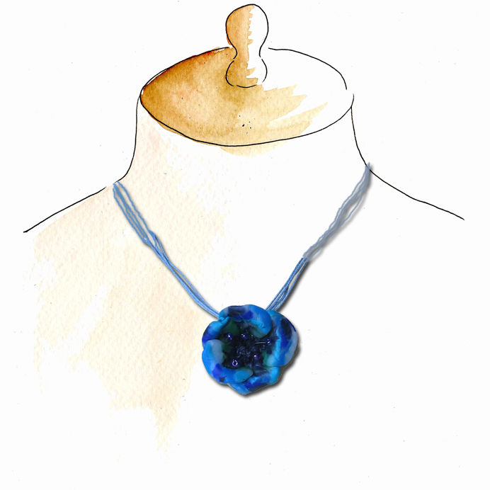 collier fleur bleu