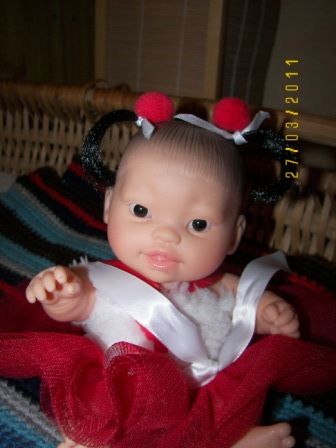 mes poupée asiatiques 65074098
