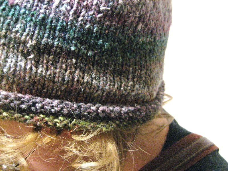 Encore un bonnet de lutin! 70110040 Encore un bonnet de lutin!