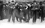 arresttion_Camelot_jeanne_1910