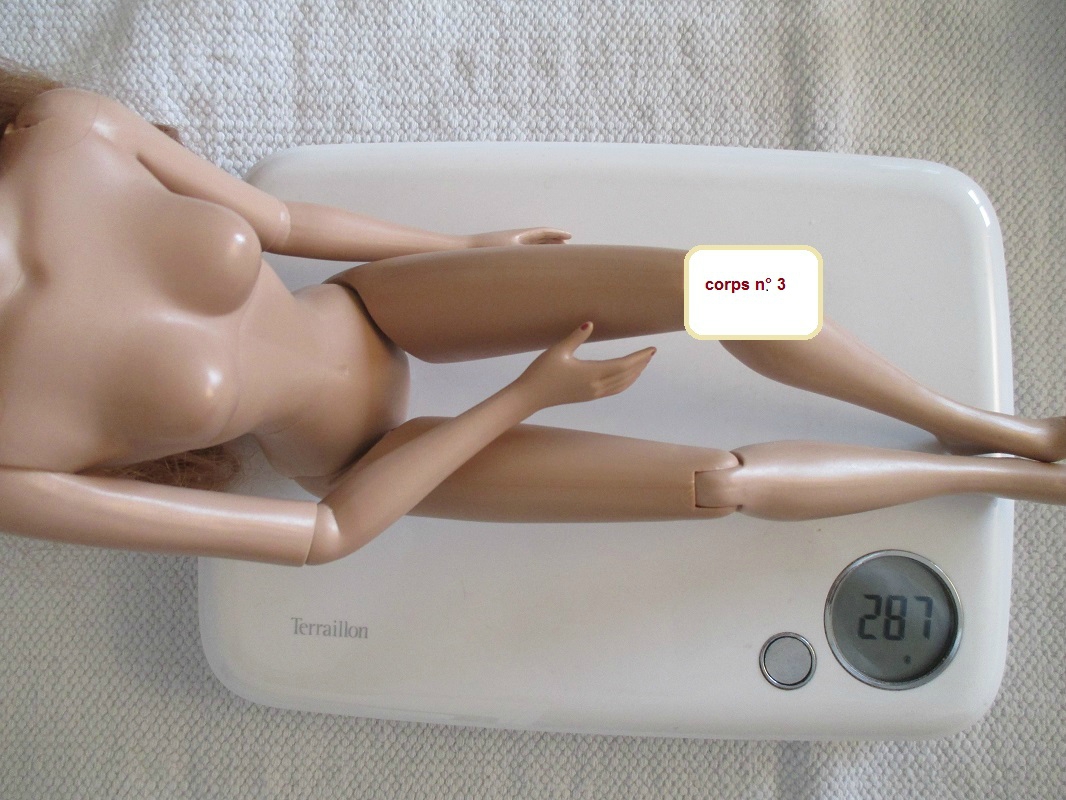 Le poids des mannequins Tonner 40cm..... 96670276_o
