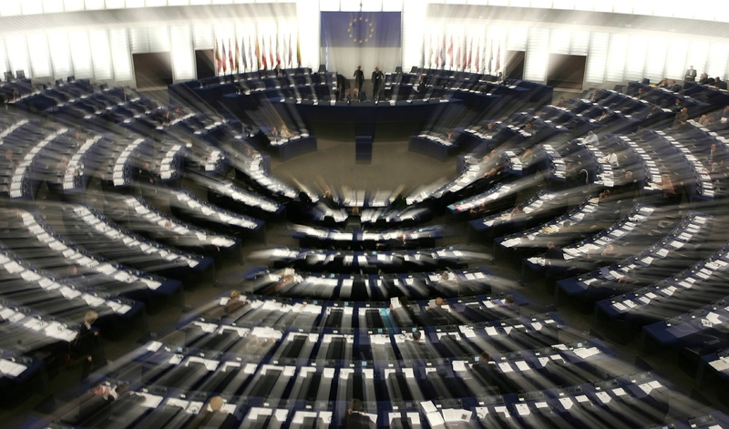 Le Parlement européen soutient une initiative pro-migrants : la délégation FN/RBM réagit ! Parlement europeen flouté Strasbourg