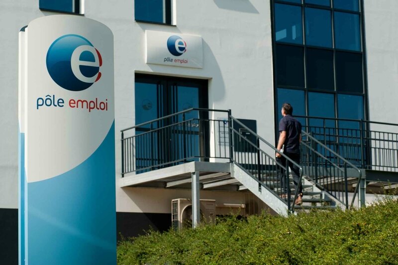 Le chômage a légèrement reculé en 2017...mais moins qu'en 2016 Pôle Emploi