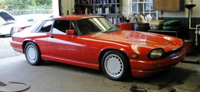 1989_Jaguar_XJS_Rosso_Corsa_Daniel_Jett_000