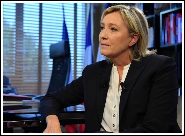Communiqué de presse de Marine Le Pen et du Front National du 24/11/2017 Marine Bureau 1