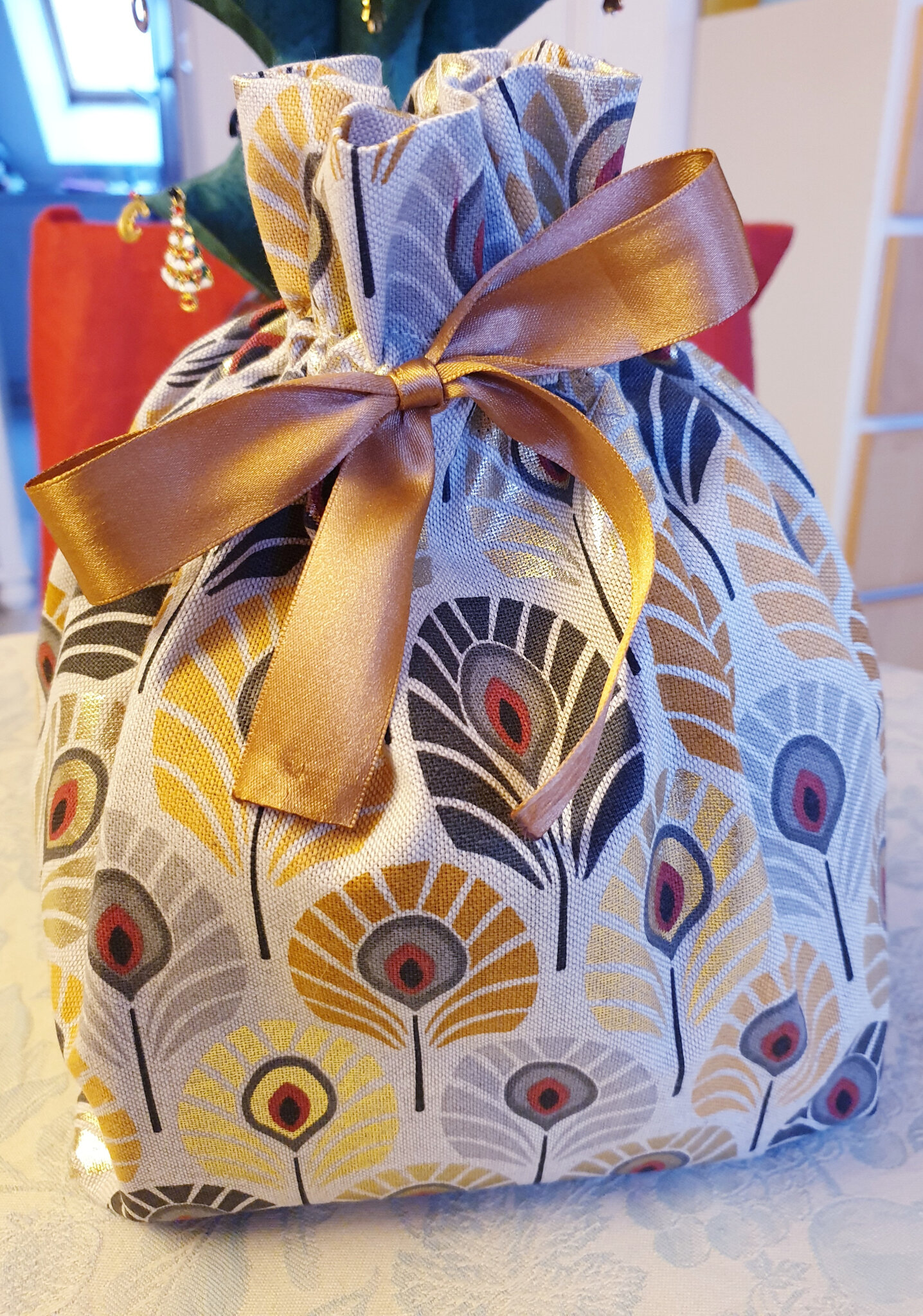 pochette cadeau en tissu
