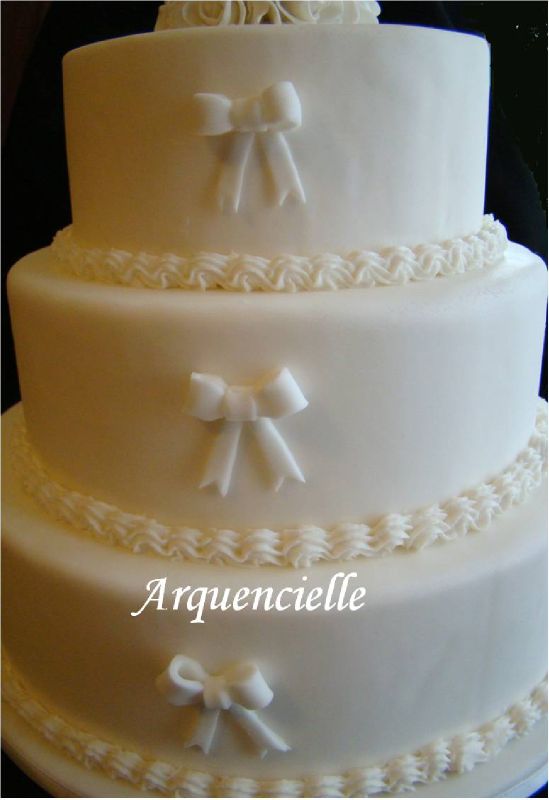 Gâteau de mariage 68308125