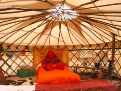 16_foot_yurt_interior