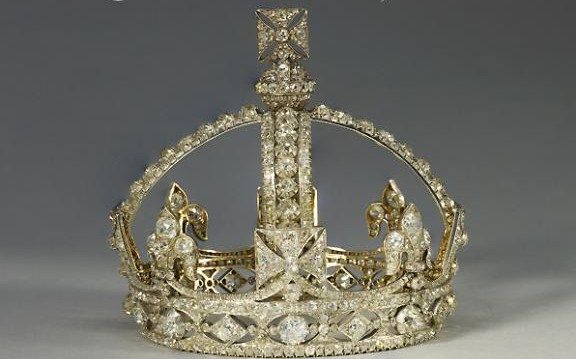 Diamond crown Diamonds A Jubilee Celebration The Royal Collection 2011 Diamond crown Diamonds A Jubilee Celebration The Royal Collection 2011