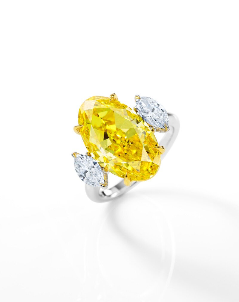 ＦＡＮＣＹ．ＶＩＶＩＤ．ＹＥＬＬＯＷ　リング