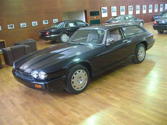 JAGUAR-XJS-0