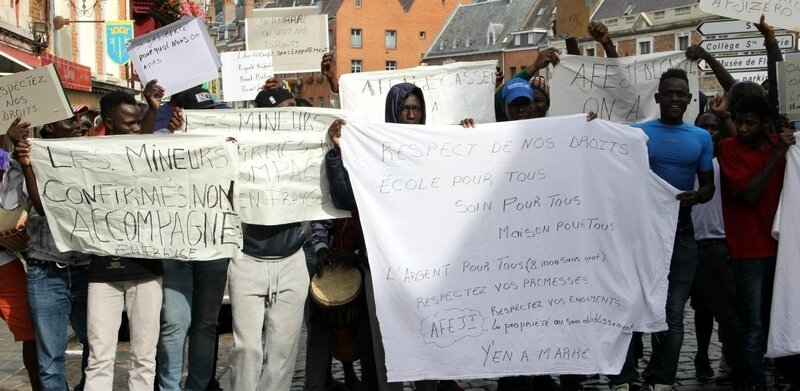 Des migrants pourris-gâtés ? Migrants Cassel