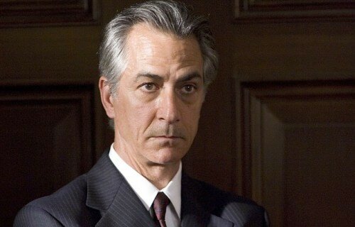 David Strathairn