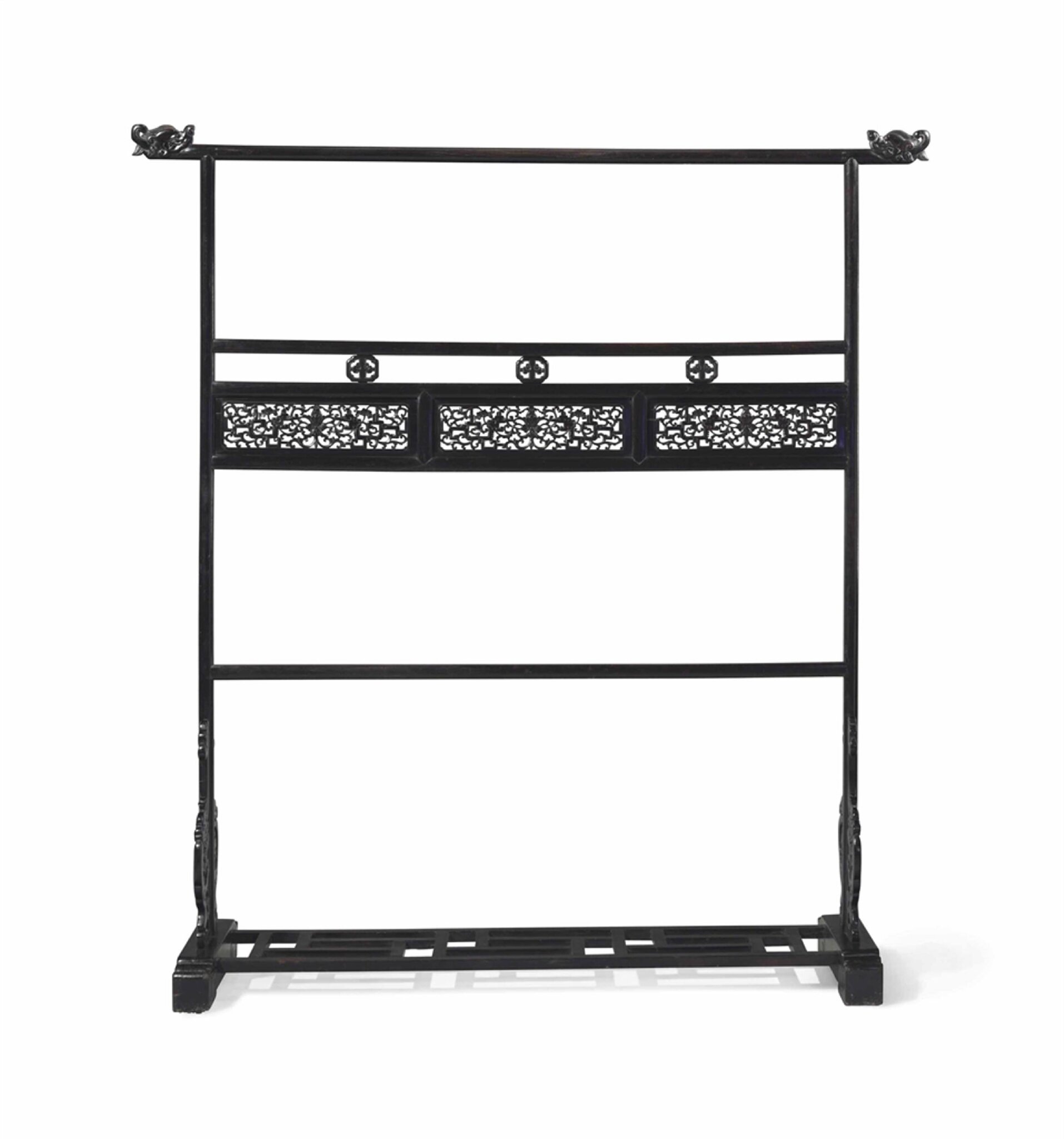 Qing Dynasty Chinese Clothes Rail - 19thC Qing Dynasty Chinese Clothes Rail - 19thC