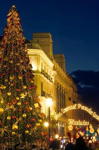 1582) Noël-Puerta del Sol à Madrid