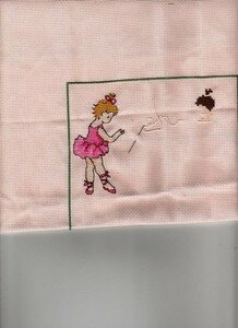 158449_IQL3DMX8K3JPNNO7P1VP4EO78EMKS3_danseuse_laora_H163947_L