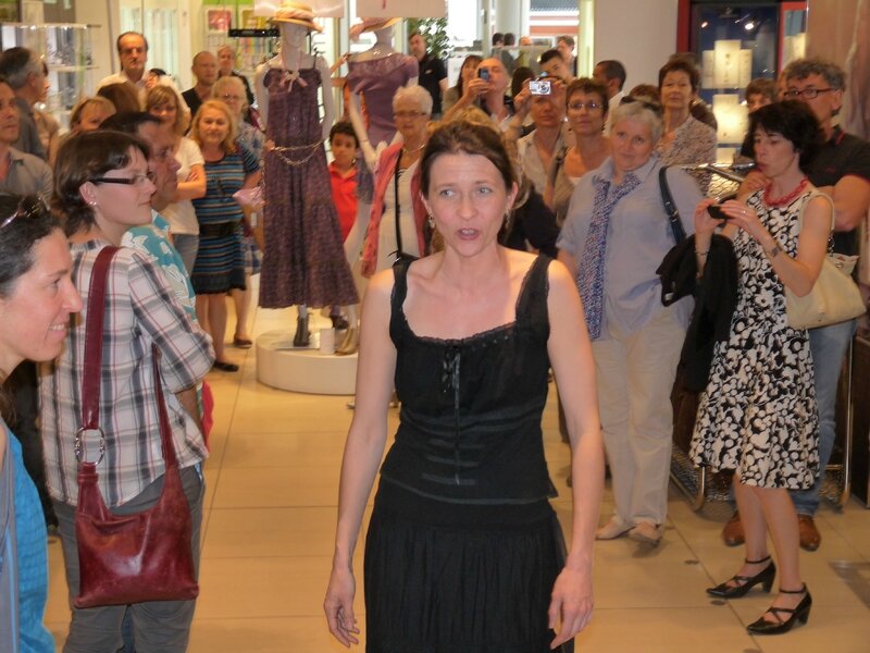 246 - Flash mob au Printemps (9 Avril)