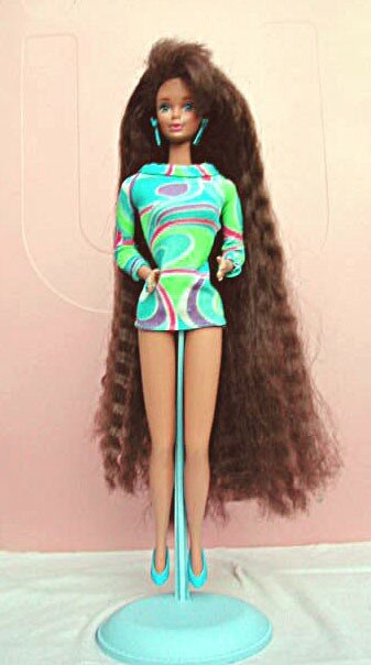 demeler les cheveux de barbie