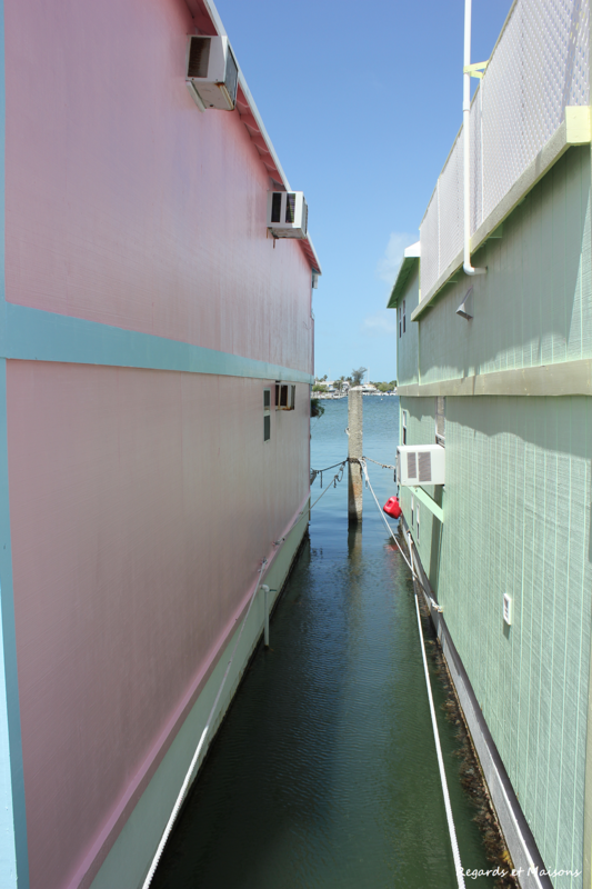 REGARDS ET MAISONS PINK BOAT credit 2