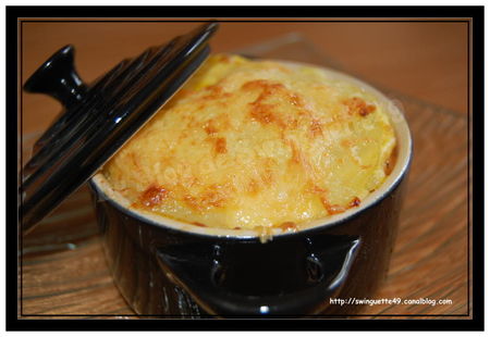 Mini_cocotte_de_l_gumes_au_gouda_gros_plan__modif_blog