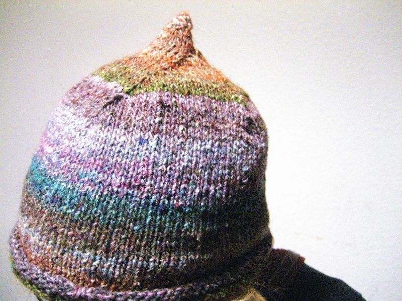 Encore un bonnet de lutin! 70110102 Encore un bonnet de lutin!
