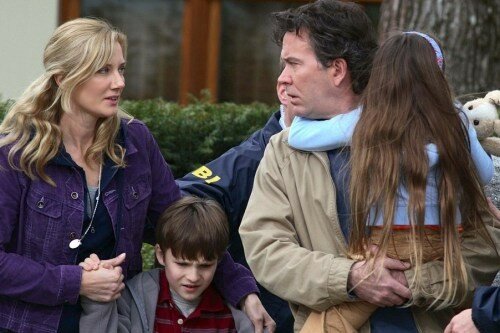 Joely Richardson, Chris O'Neil, Timothy Hutton & Rhiannon Leigh Wryn