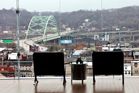 20120209_LOCATIONPITT-slide-RV1X-jumbo[1]