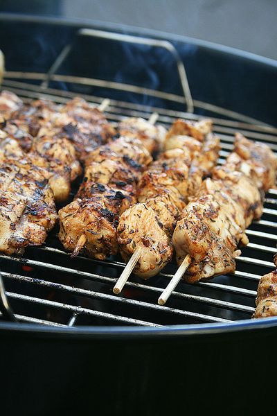 Brochettes de poulet à la moutarde et au miel, et autres idées originales de grilades Brochettes de poulet à la moutarde et au miel, et autres idées originales de grilades