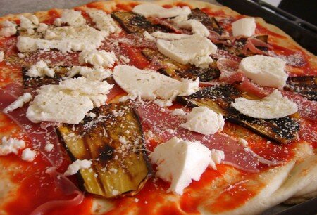 pizza_aubergines_crue
